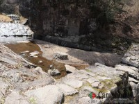 河川プール付近　※3月撮影の為、プールは閉鎖中