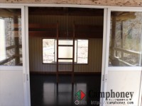 第2バンガローの屋内