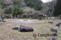 キャンプファイヤー場