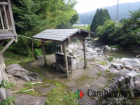 1日1組だけのプライベートな空間でキャンプ