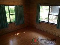 1泊1棟2080円、休憩1棟1030円