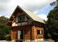 オートキャンプ場【二階建バンガロー(ログタイプ)】