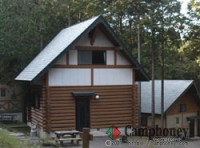 一般キャンプ場【二階建てバンガロー】