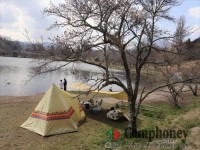 別府温泉近し♪湖の真横で白鳥と一緒にキャンプ♪【ペット可、車横付け可】