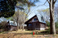 【5名用ログハウス】林の木陰にたたずむヒミツ基地のようなログハウス