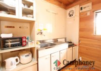 コテージ（定員6名、最大8名）専用温泉＆デッキテラス＆自炊設備付き