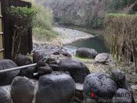 露天風呂＠川が一望できます♪