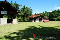 テント・タープ500円/張＋管理費500円/人、車乗入れ可、ペット可