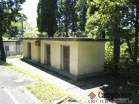 トイレ棟　和式も洋式もあります。