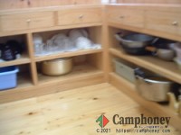 16人分の調理用具が揃っています