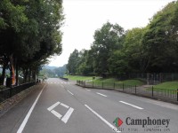 ワインナリー前