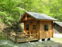 バンガロー②～④ 　二段ベッド×2（4～5人用）