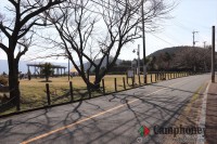 第２駐車場から見た展望台広場