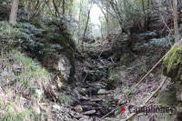 本来のキャンプ場への道中