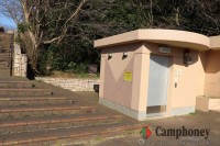 大駐車場横にもトイレあり