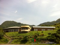 屋根付きバーベキューハウス【持込みBBQ】1コーナー2000円/2時間＋入場料100円/人・3歳以下無料