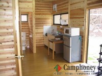 定員4名(最大8名)