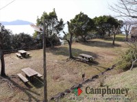 【宿泊】1区画1,500円、乗入れ不可　※1区画は小さめ